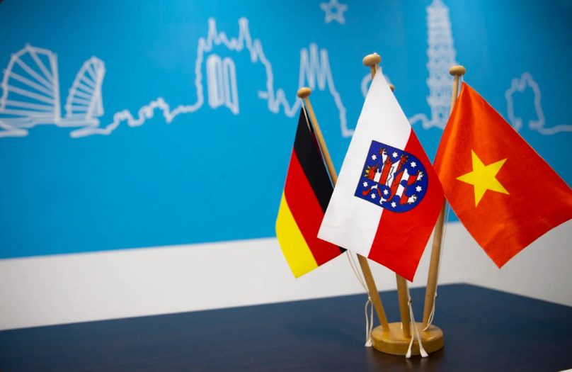 Cờ Việt Nam, Đức và bang Thüringen