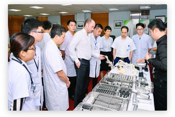 Chuyên gia y tế Việt – Đức trao đổi chuyên môn